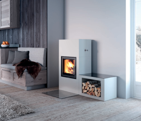 Kolik dřeva spálí krbová kamna za den?