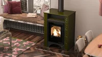 Krbová kachlová kamna HS FLAMINGO AQUAFLAM VARIO PERU 11/5 - zelená v interiéru I