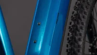 Elektrokolo CUBE REACTION HYBRID PERFORMANCE EASY ENTRY ELECTRICBLUE´N´DAZZLE 2026 uchycení košíku
