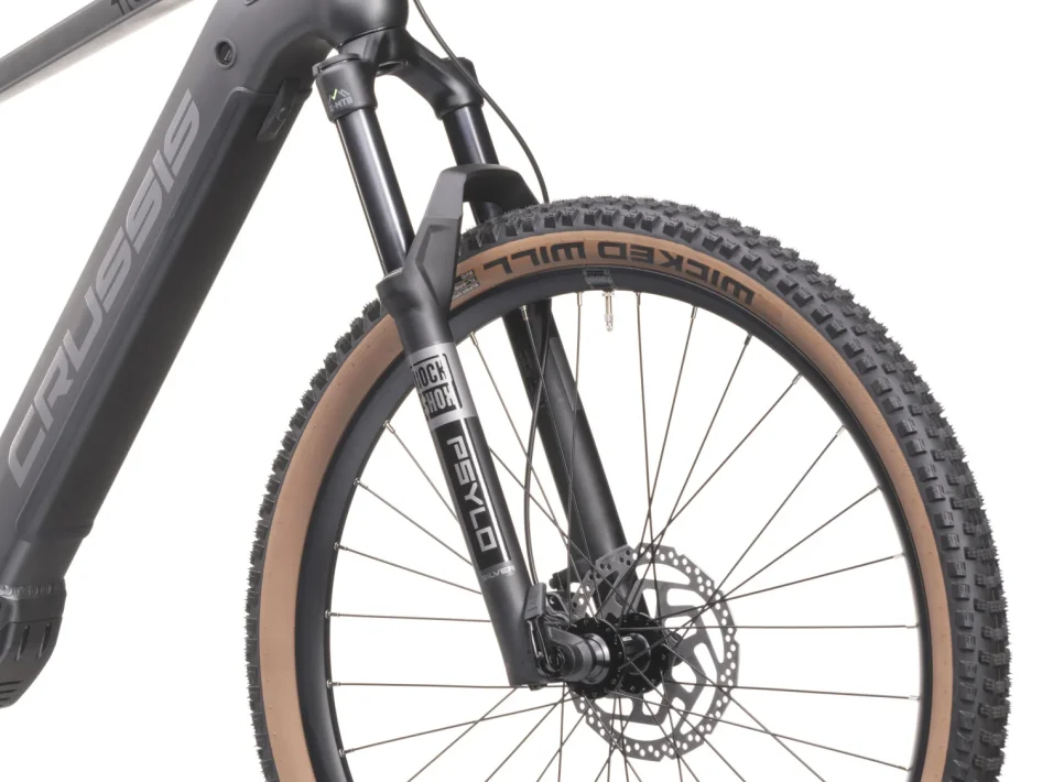 CRUSSIS ONE-LARGO 10.10 720 WH 2025 - Velikost rámu: 20" (výška 180 - 190 cm)