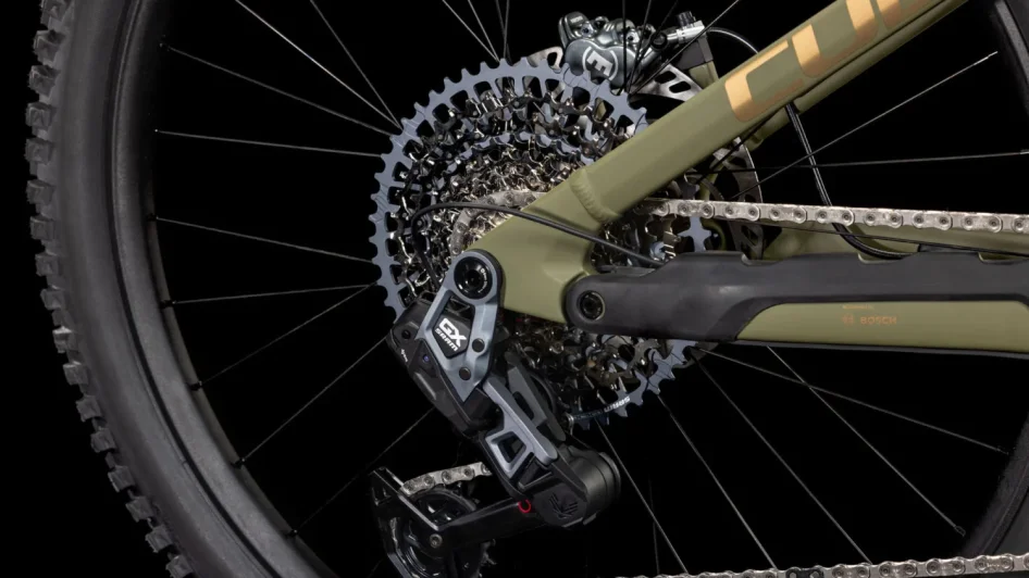 CUBE STEREO HYBRID ONE77 HPC TM DUSTYOLIVE´N´GOLD 2025