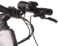 Elektrokolo CRUSSIS E-SAVELA 7.11 518 WH 2026 detail světla Elektrokolo CRUSSIS E-SAVELA 7.11 518 WH 2026 detail světla