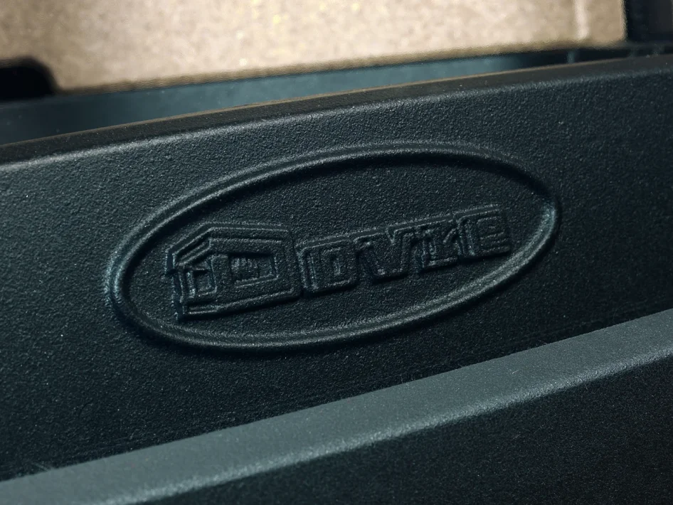 Litinová krbová kamna DOVRE SENSE 103 - logo výrobce