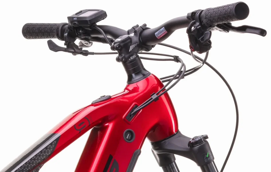 Celoopdružené elektrokolo CRUSSIS E-FULL 9.11 715 WH 2026 kokpit