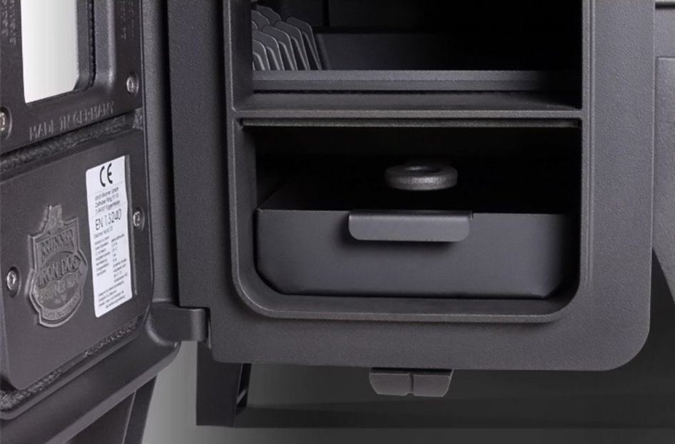 BRUNNER IRON DOG 2 - detail I