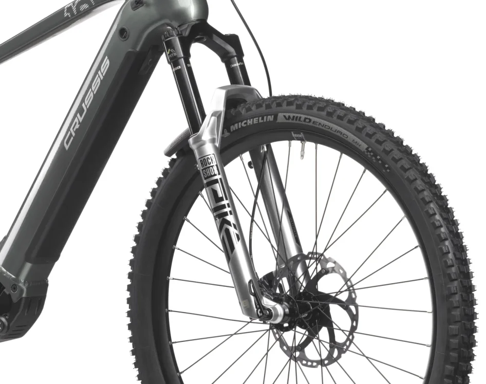 CRUSSIS E-HARD 10.10 PRO 900 WH 2025