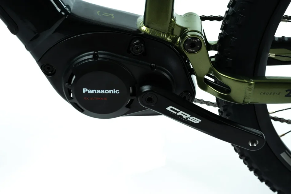 CRUSSIS E-FULL 9.9-M 2024