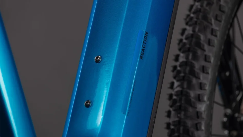 Elektrokolo CUBE REACTION HYBRID PERFORMANCE EASY ENTRY ELECTRICBLUE´N´DAZZLE 2026 uchycení košíku