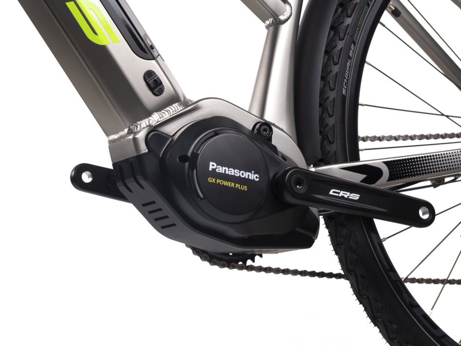 CRUSSIS E-SAVELA 7.10 518 WH 2025 - Velikost rámu: 18" (výška 170 - 180 cm)