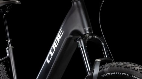 Elektrokolo CUBE REACTION HYBRID RACE EASY ENTRY BLACK´N´METAL 2025