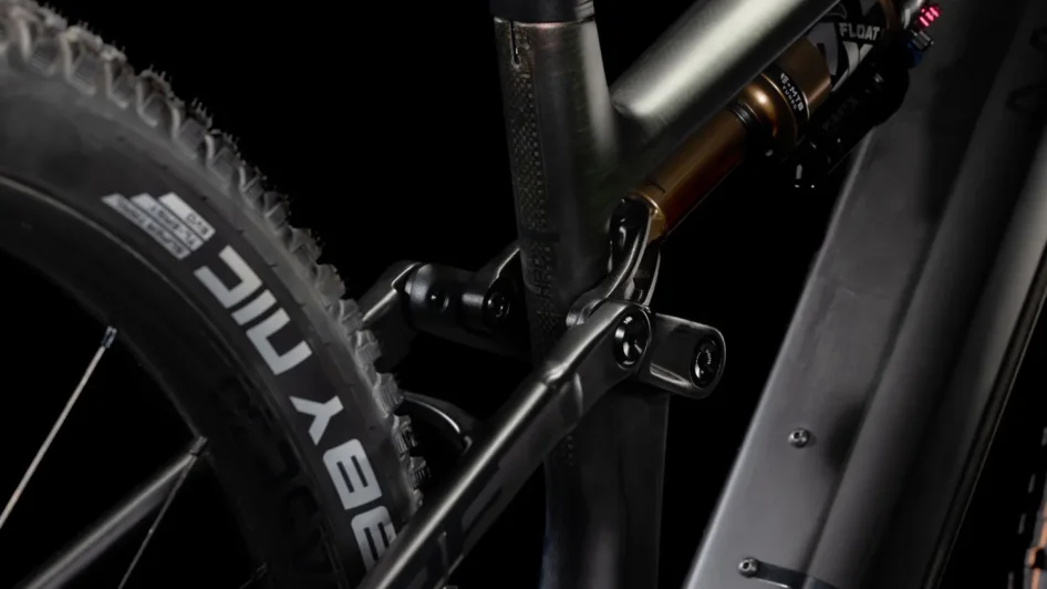 CUBE STEREO HYBRID ONE44 HPC SLT LIQUIDLAVA´N´BLACK 2025 - Velikost rámu: M (výška 168 - 178 cm)