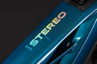 Celoodpružené elektrokolo CUBE STEREO HYBRID ONE44 HPC RACE 800 NEBULA´N´PRIZM 2027 kokpit Celoodpružené elektrokolo CUBE STEREO HYBRID ONE44 HPC RACE 800 NEBULA´N´PRIZM 2027 kokpit