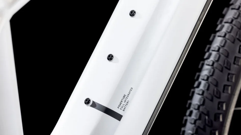 CUBE REACTION HYBRID SLT METALLICWHITE´N´BLACK 2025