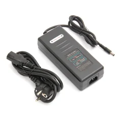 APACHE POWER NABÍJEČKA 3A