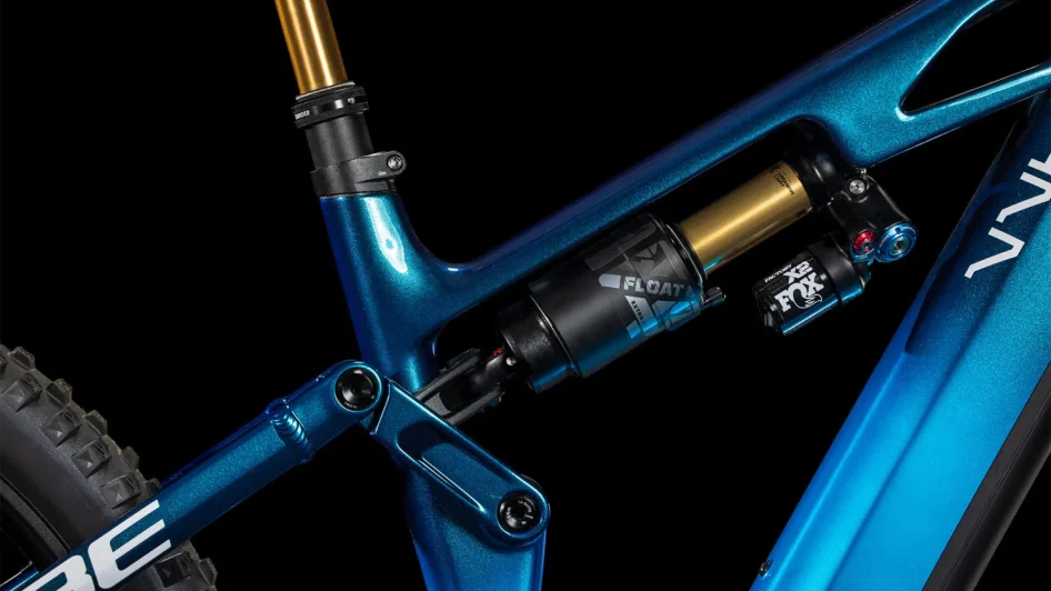 CUBE STEREO HYBRID ONE77 HPC AT ACTIONTEAM 2025 - Velikost rámu: XL (výška 185 - 195 cm)