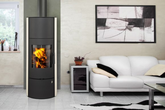 Moderní krbová kamna Romotop: Spojující design, inovaci a účinnost