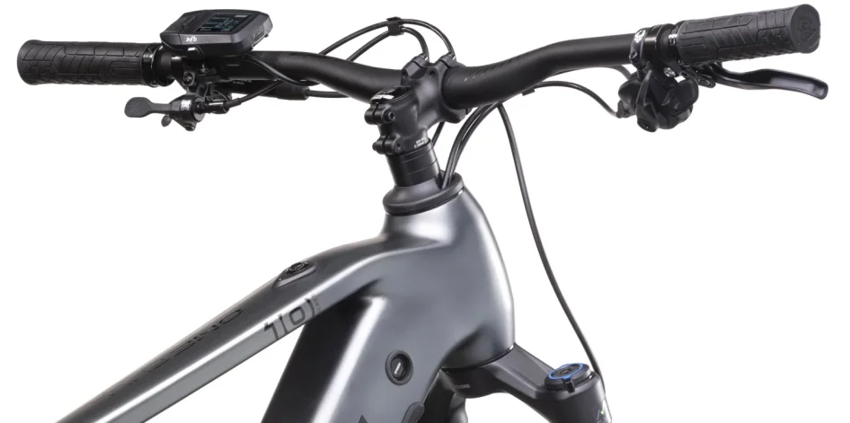 CRUSSIS ONE-FULL 10.10 900 WH 2025