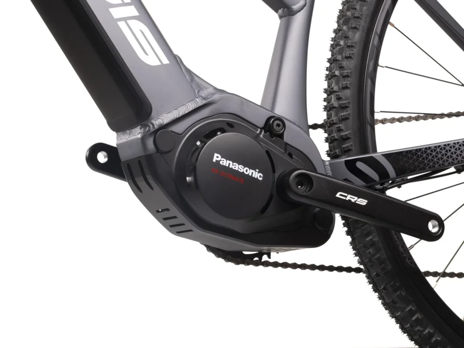 CRUSSIS ONE-CROSS LOW 9.10 720 WH 2025