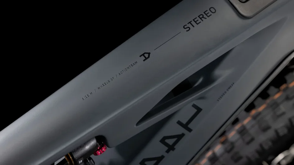 CUBE STEREO HYBRID ONE44 HPC AT CARBON´N´GOLD 2025