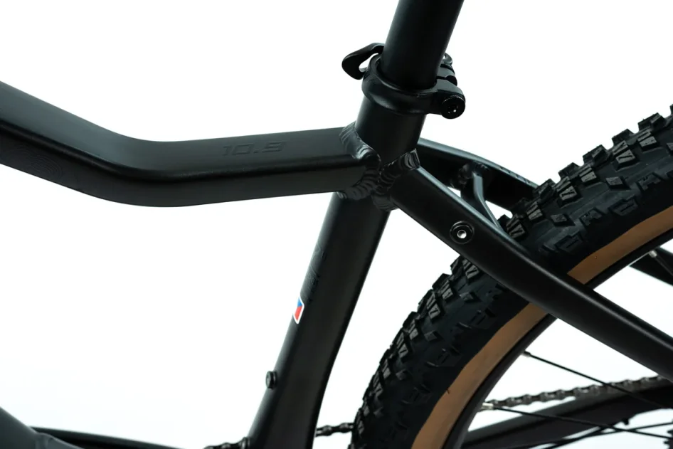 CRUSSIS ONE-GUERA 10.9-M 2024