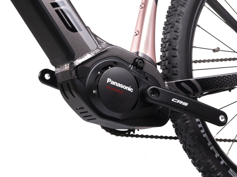 CRUSSIS E-GUERA 9.10 720 WH 2025 - Velikost rámu: 19" (výška 175 - 188 cm)