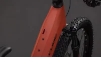 Elektrokolo CUBE REACTION HYBRID RACE EASY ENTRY AMBER´N´BLACK 2026 rám