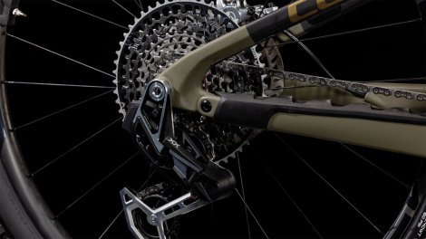 Celoodpružené elektrokolo CUBE AMS HYBRID ONE44 C:68X SUPER TM 29 DUSTYOLIVE´N´GOLD 2025