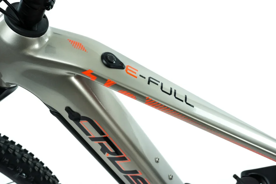 CRUSSIS E-FULL 10.9-M 2024