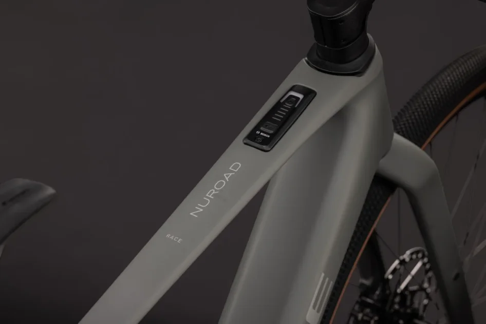 Elektrokolo CUBE NUROAD HYBRID C:62 RACE 400X OLDGREY´N´GREY 2027 ovládání