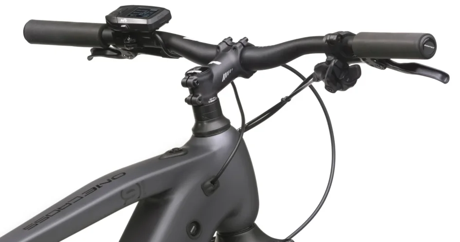 CRUSSIS ONE-CROSS 9.10 720 WH 2025 - Velikost rámu: 20" (výška 180 - 190 cm)