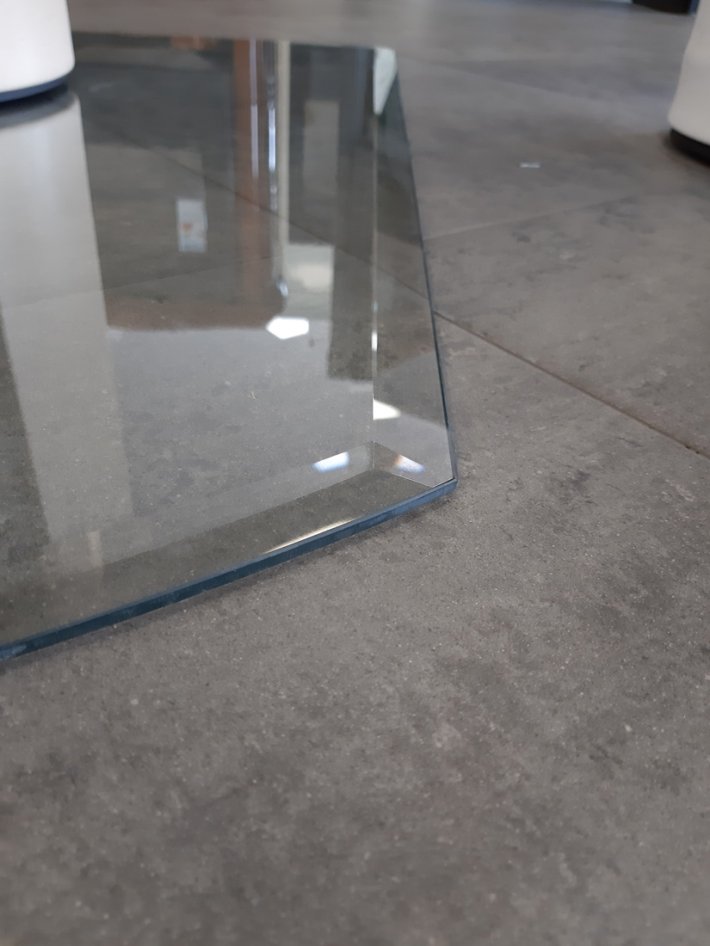 PODSTAVNÉ SKLO POD KAMNA S FAZETOU 8 MM - detail IV