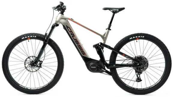 Představení modelu Crussis E-Full 10.9-M 2024