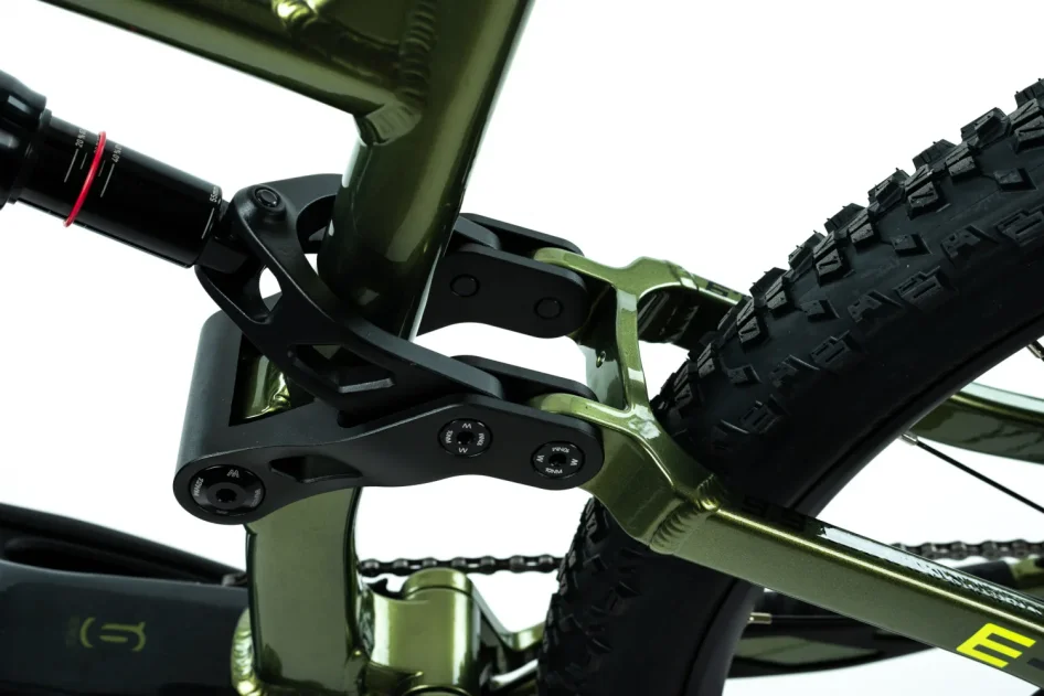 CRUSSIS E-FULL 9.9-M 2024