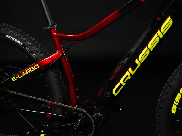 Představení modelové řady elektrokol Crussis 2023