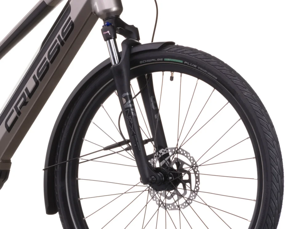 Elektrokolo CRUSSIS E-SAVELA 7.11 518 WH 2026 detail vidlice