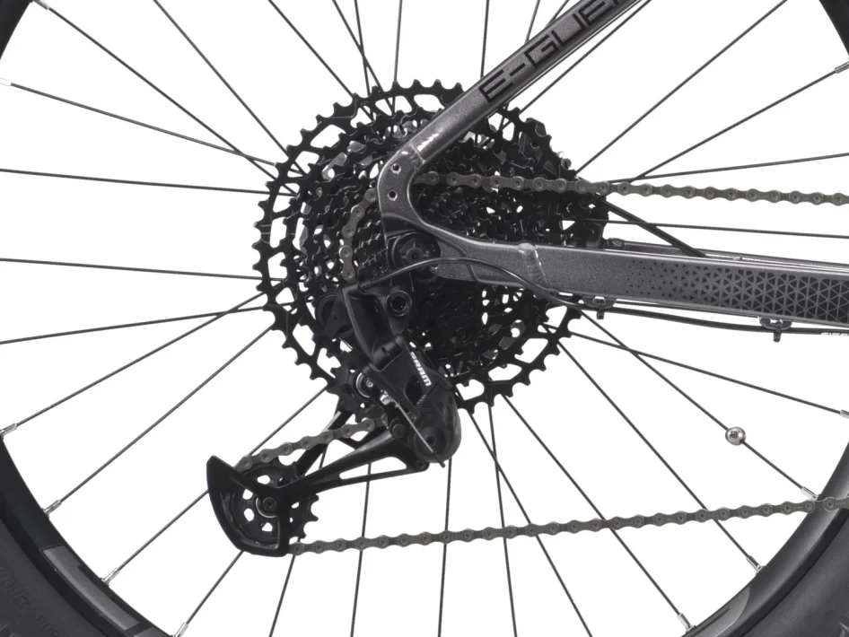 CRUSSIS E-GUERA 9.10 900 WH 2025 - Velikost rámu: 17" (výška 165 - 178 cm)