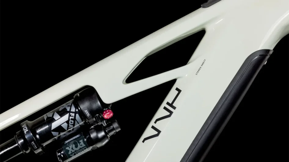 CUBE STEREO HYBRID ONE77 HPC SLX DESERTSTONE´N´BLACK 2025