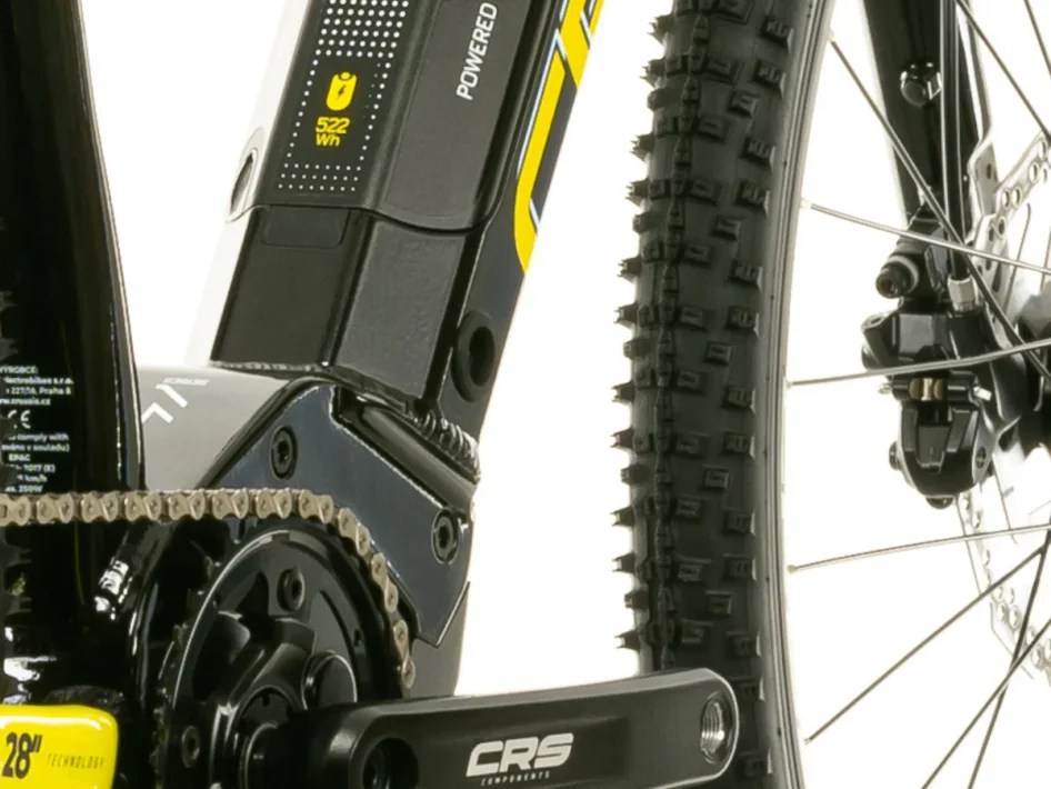 CRUSSIS E-CROSS 7.9-M 2024