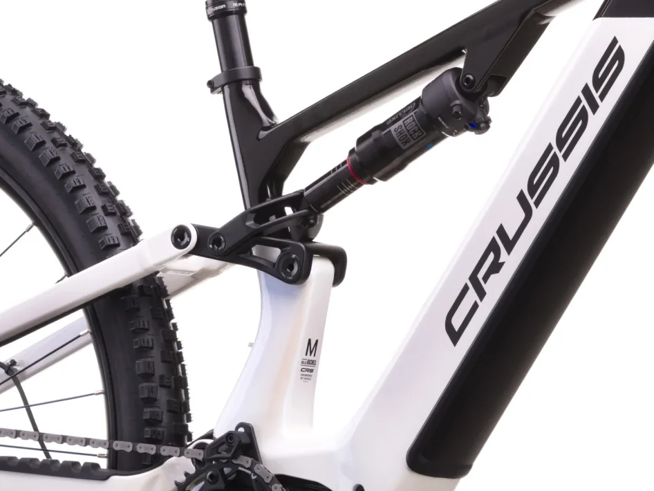 Celoopdružené elektrokolo CRUSSIS E-FULL 10.11 715 WH 2026 detail tlumiče