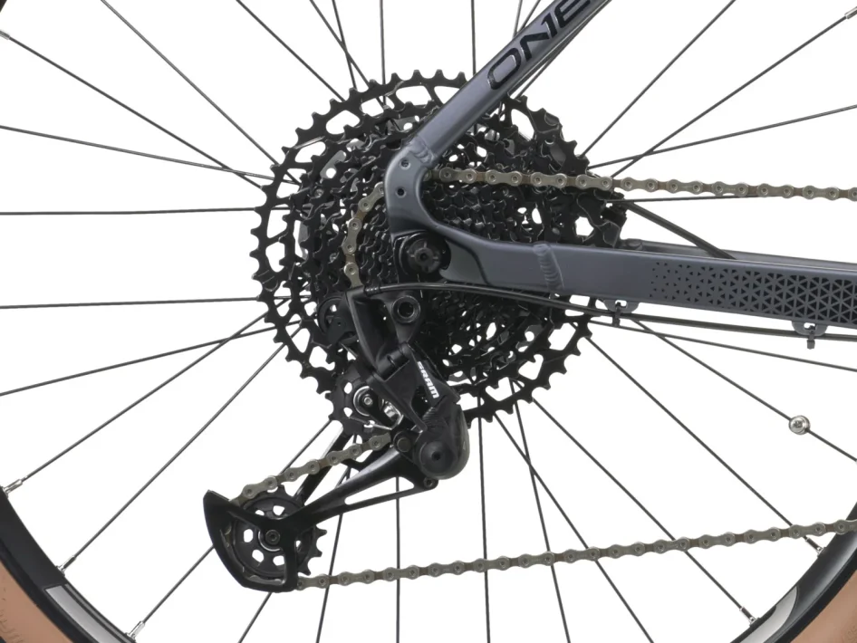 CRUSSIS ONE-GUERA 9.10 900 WH 2025