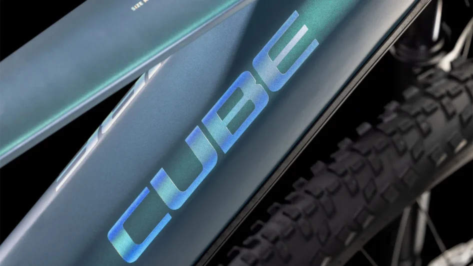 CUBE REACTION HYBRID PRO 800 WH SMARAGDGREY´N´PRISM 2025 - Velikost rámu: XL (výška 185 - 195 cm)