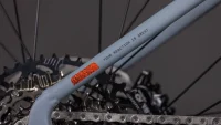 Elektrokolo CUBE REACTION HYBRID RACE EASY ENTRY VULCAN´N´ORANGE 2026 zadní stavba