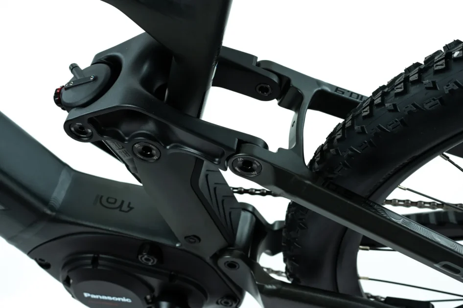 CRUSSIS ONE-FULL 10.9-M 2024