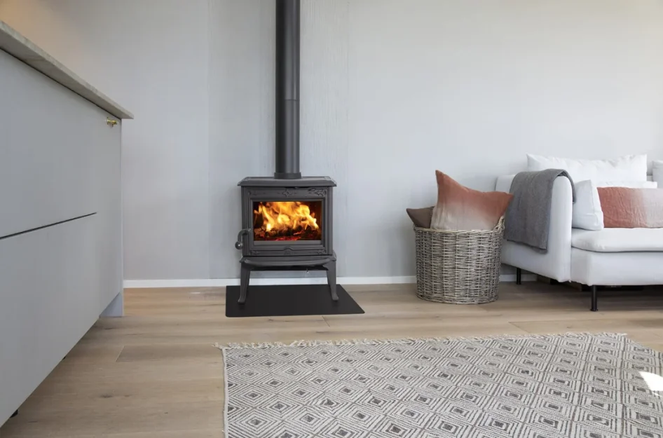Litinová krbová kamna JOTUL F 100 ECO LL SE ČERNÝ LAK - v interiéru II