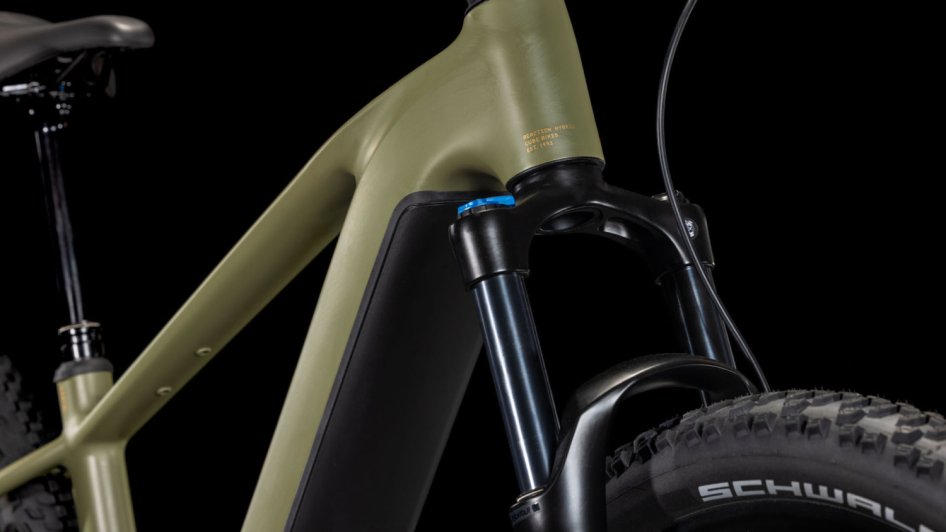 CUBE REACTION HYBRID PRO 800 WH DUSTOLIVE´N´GOLD 2025