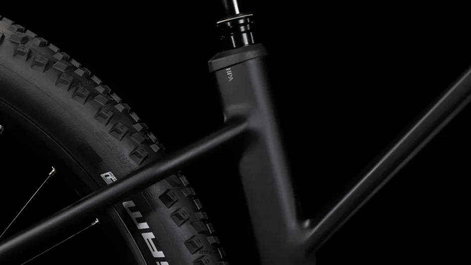 CUBE REACTION HYBRID RACE TRAPEZE BLACK´N´METAL 2025