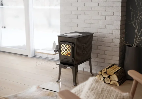 Krbová kamna Jotul s externím přívodem vzduchu a bez něj