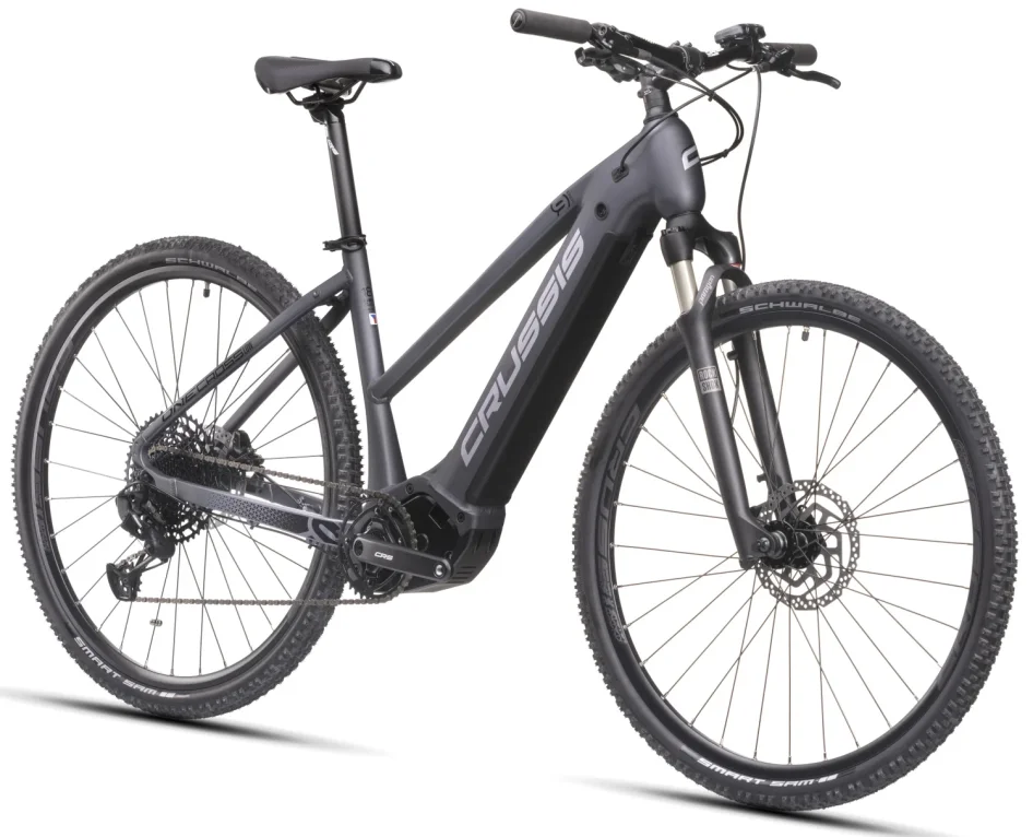 CRUSSIS ONE-CROSS LOW 9.10 720 WH 2025