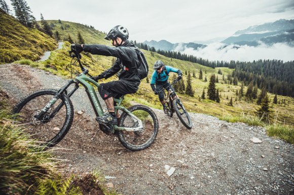 Tipy pro pohodlnou a bezpečnou jízdu v podzimním dešti - 2. část