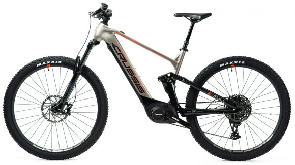 Představení modelu Crussis E-Full 10.9-M 2024